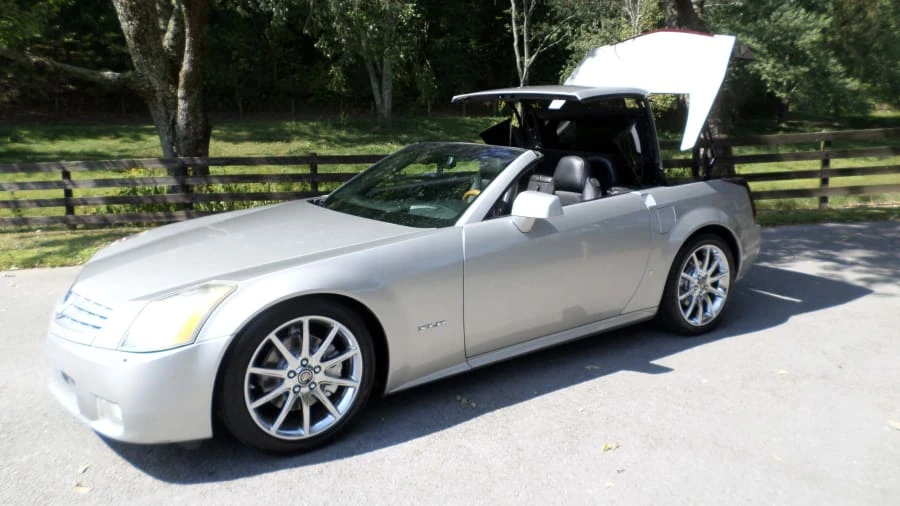 2007 Cadillac XLR - Image 9 of 23