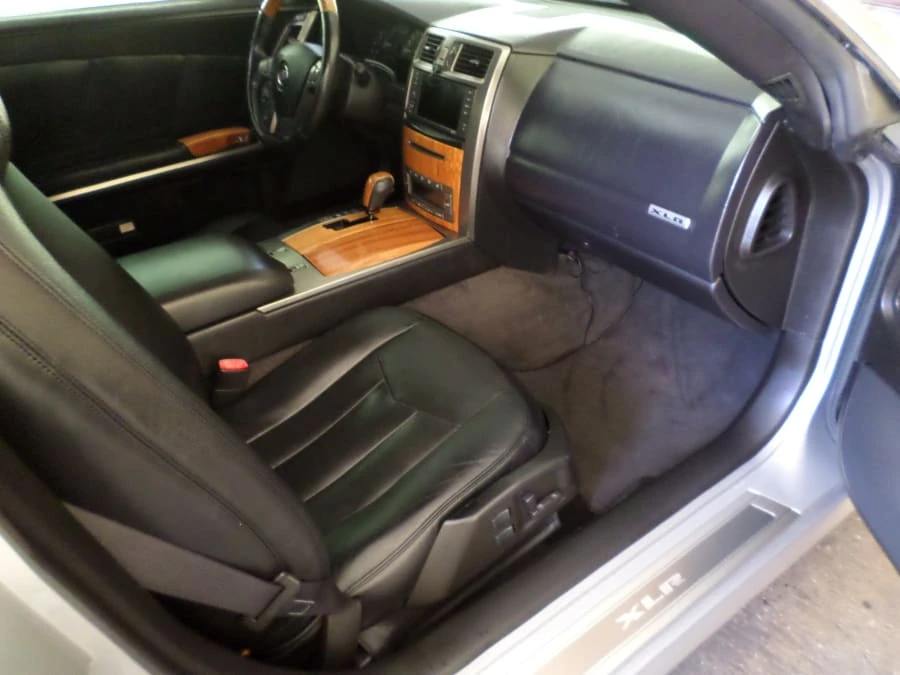 2007 Cadillac XLR - Image 19 of 23