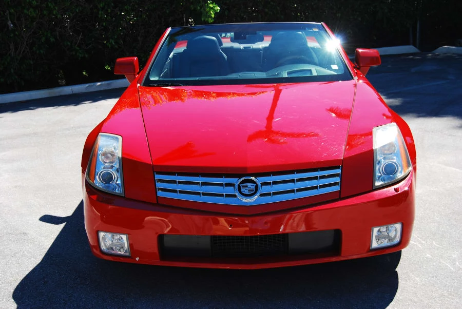 2007 Cadillac XLR - Image 10 of 11