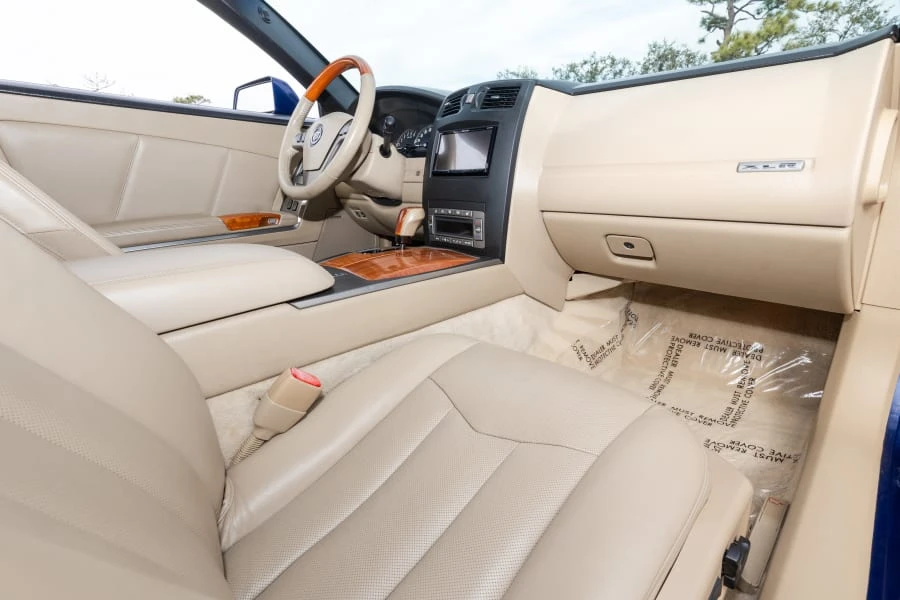 2007 Cadillac XLR - Image 18 of 27