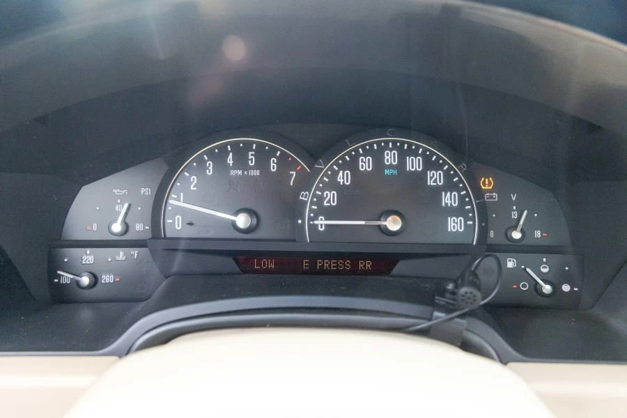 2007 Cadillac XLR - Image 23 of 27