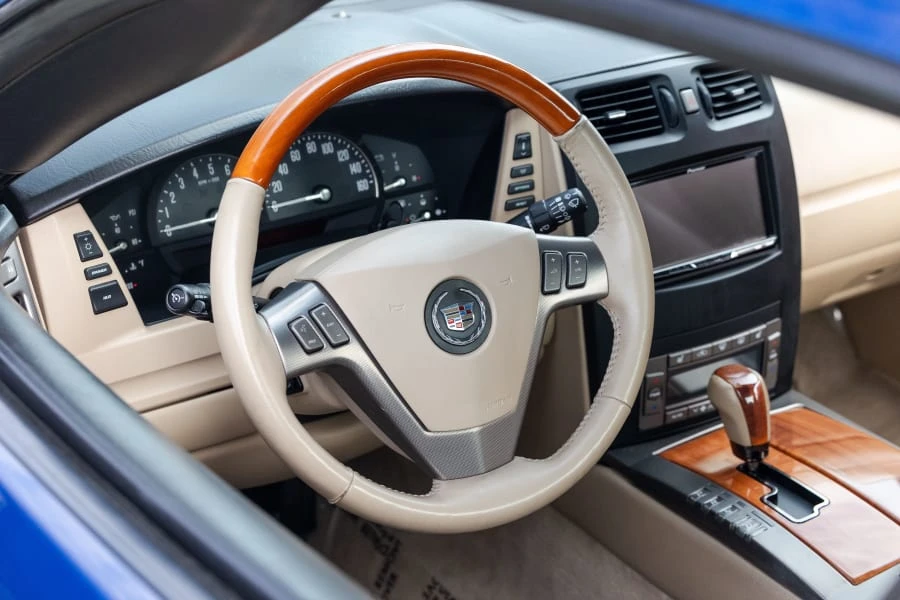 2007 Cadillac XLR - Image 20 of 27