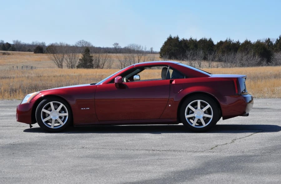 2007 Cadillac XLR - Image 2 of 6