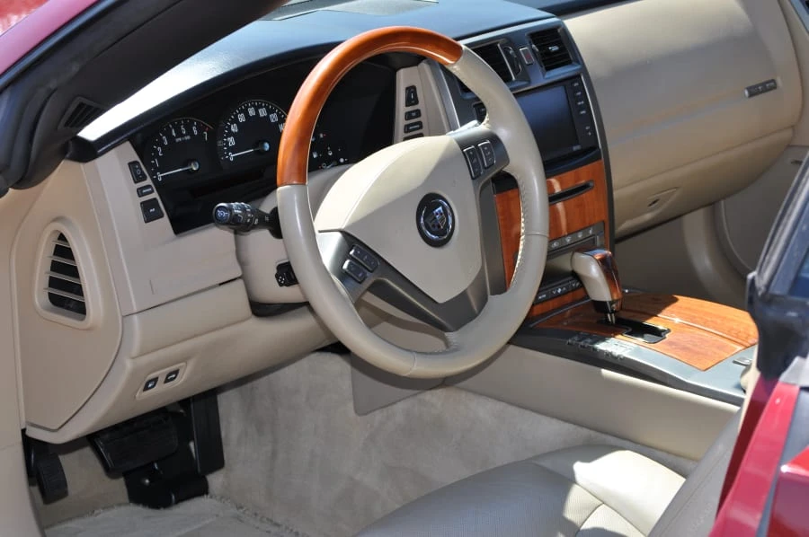 2007 Cadillac XLR - Image 4 of 6