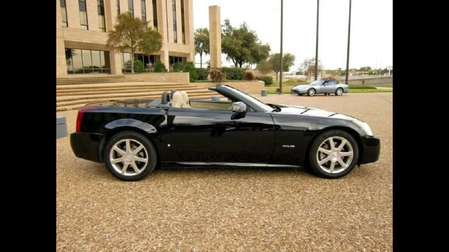 2007 Cadillac XLR - Image 2 of 14