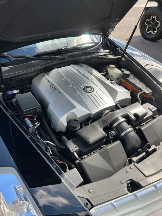 2007 Cadillac XLR - Image 10 of 12