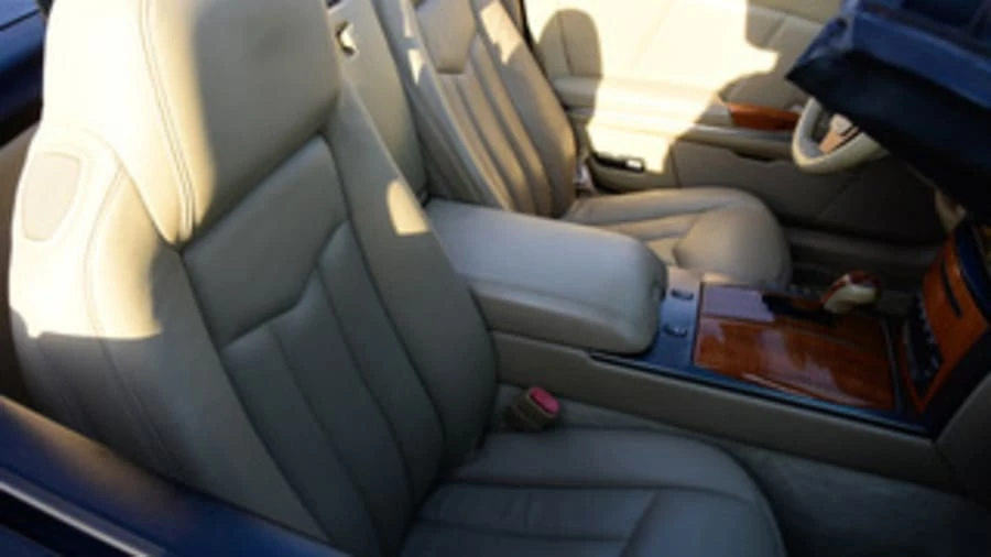 2007 Cadillac XLR - Image 6 of 9