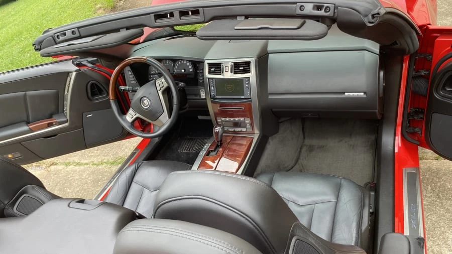 2007 Cadillac XLR - Image 5 of 20
