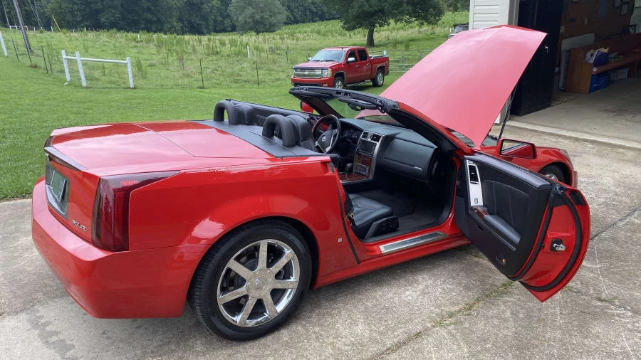 2007 Cadillac XLR - Image 18 of 20