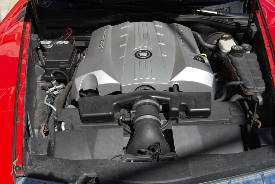 2007 Cadillac XLR - Image 6 of 12