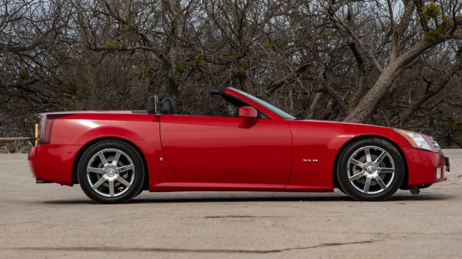 2007 Cadillac XLR - Image 8 of 12