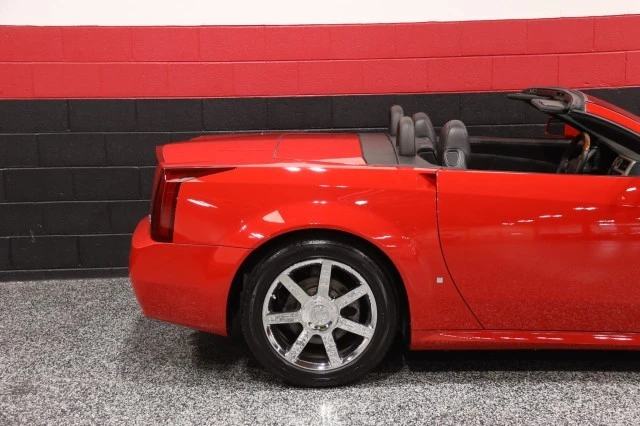 2007 Cadillac XLR - Image 5 of 24