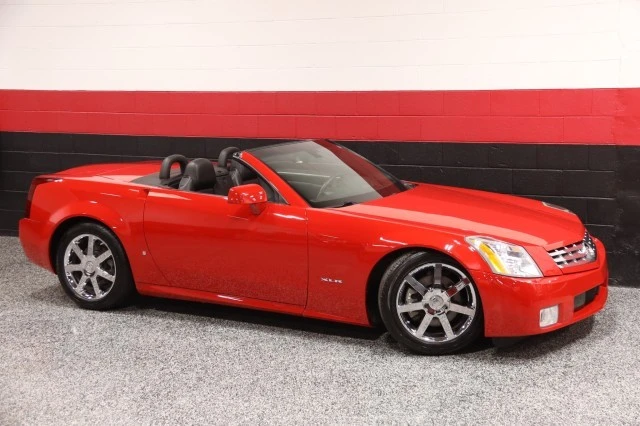 2007 Cadillac XLR - Image 2 of 24