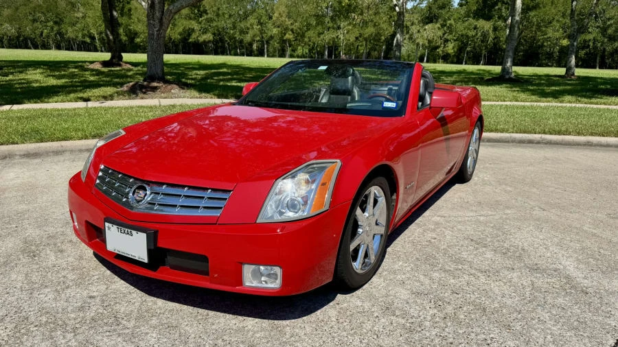 2007 Cadillac XLR - Image 13 of 31
