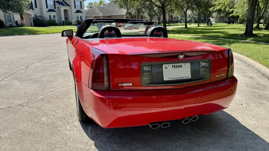 2007 Cadillac XLR - Image 26 of 31