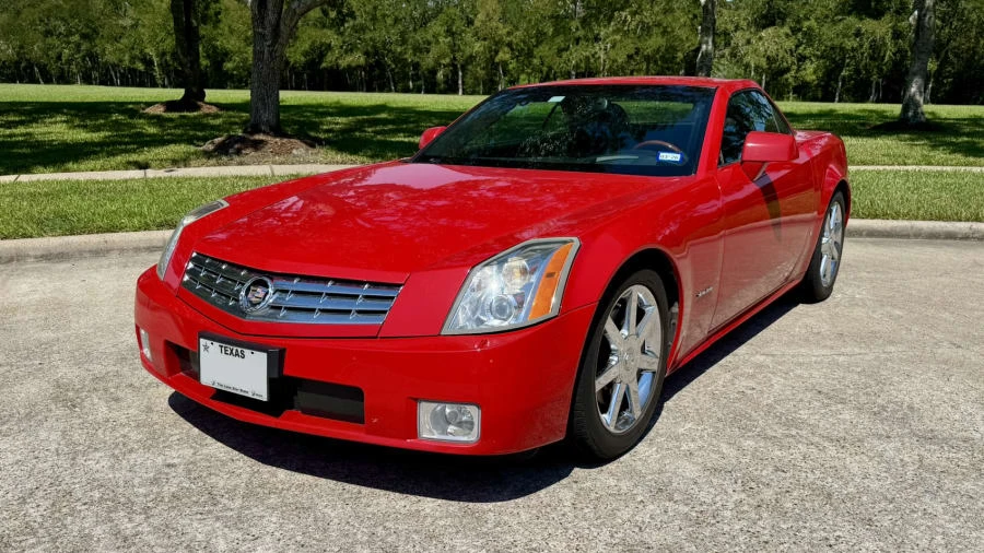 2007 Cadillac XLR - Image 10 of 31