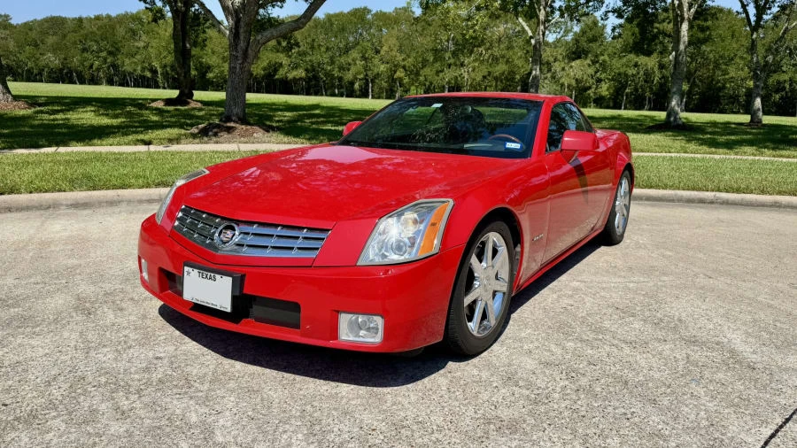 2007 Cadillac XLR - Image 11 of 31