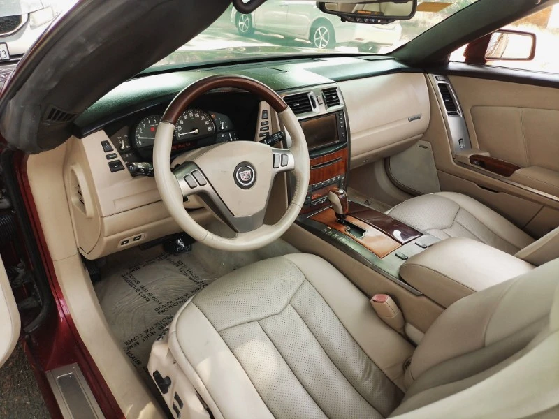 2007 Cadillac XLR - Image 17 of 31