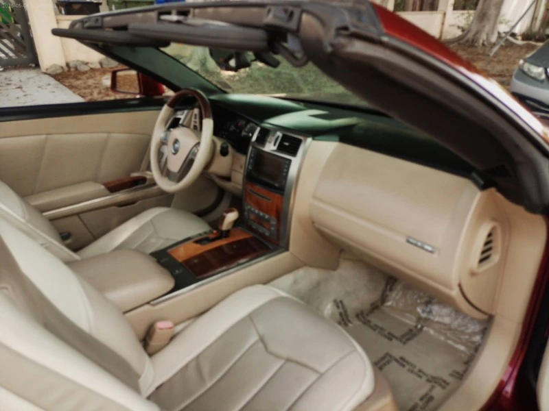 2007 Cadillac XLR - Image 15 of 31
