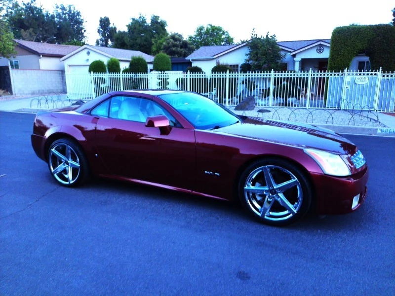 2007 Cadillac XLR - Image 24 of 31