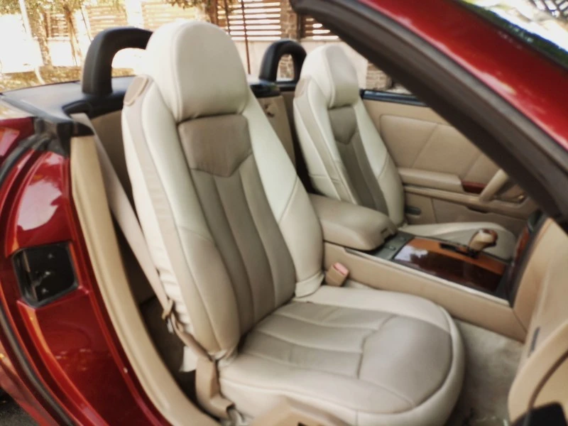 2007 Cadillac XLR - Image 14 of 31