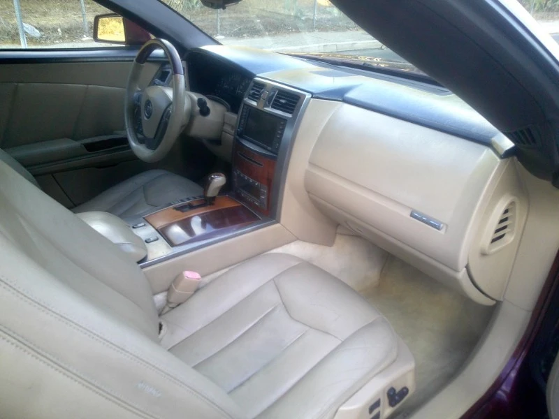 2007 Cadillac XLR - Image 20 of 31