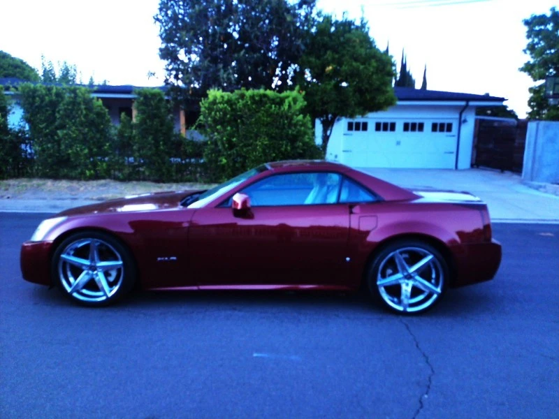 2007 Cadillac XLR - Image 8 of 31