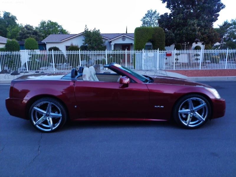 2007 Cadillac XLR - Image 7 of 31