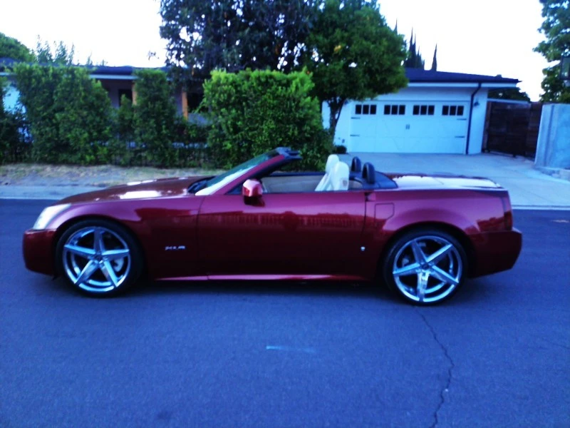 2007 Cadillac XLR - Image 5 of 31