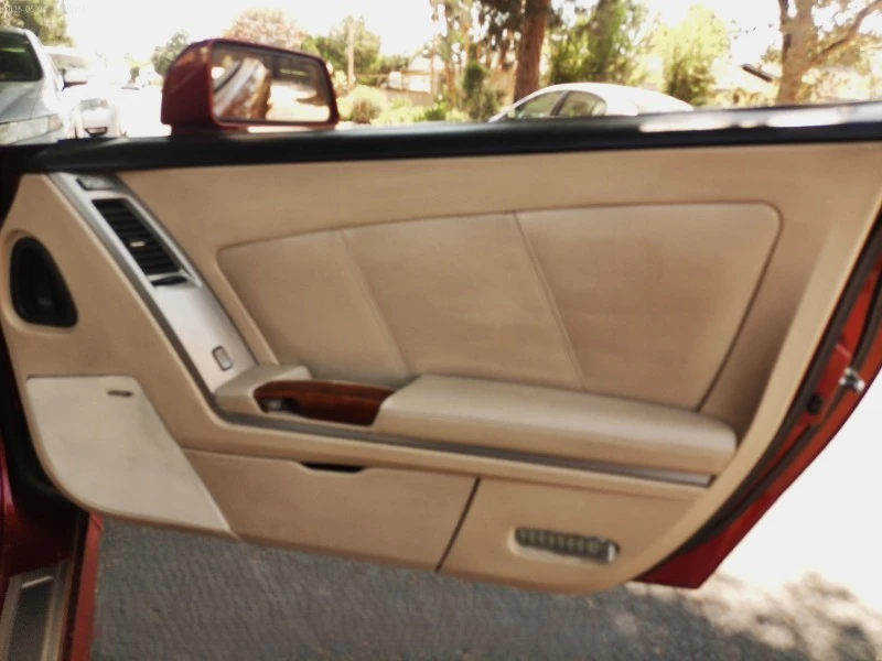 2007 Cadillac XLR - Image 28 of 31