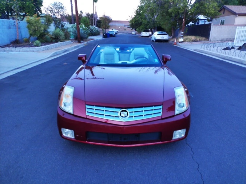 2007 Cadillac XLR - Image 2 of 31