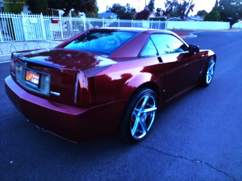 2007 Cadillac XLR - Image 12 of 31
