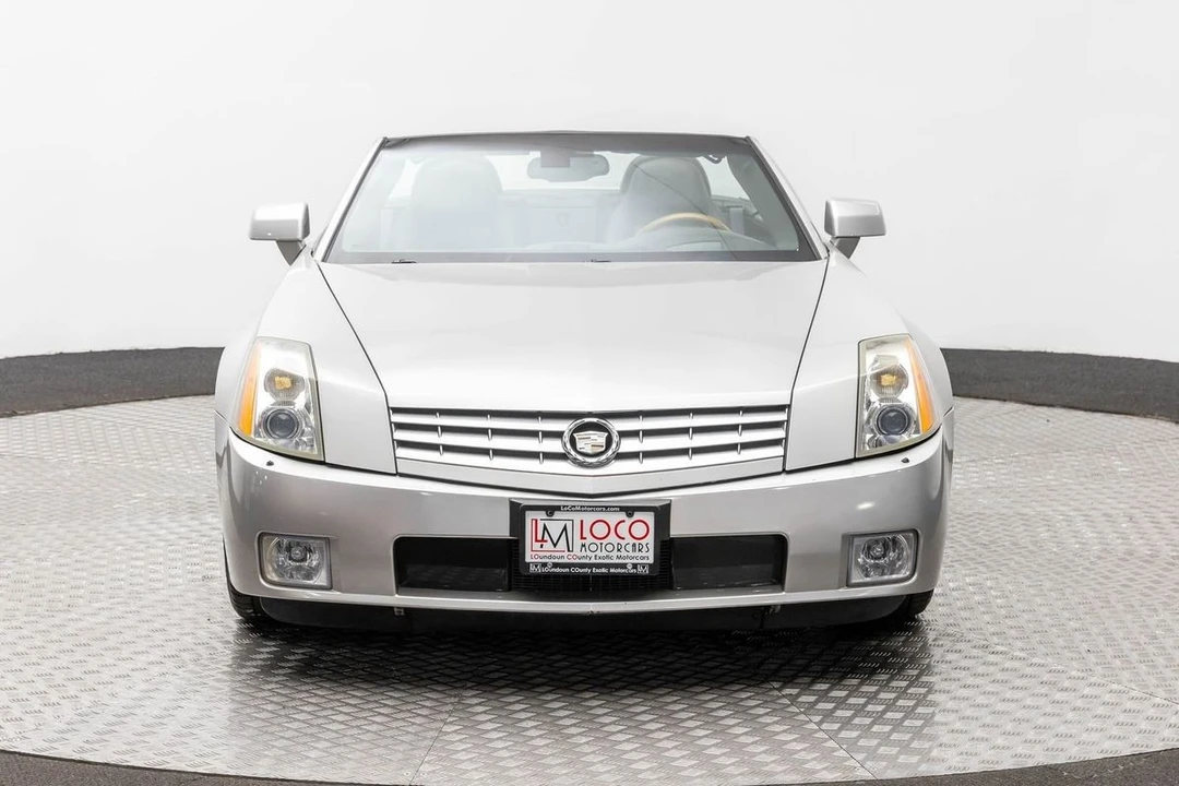 2007 Cadillac XLR - Image 3 of 21