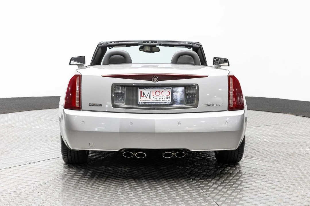 2007 Cadillac XLR - Image 6 of 31