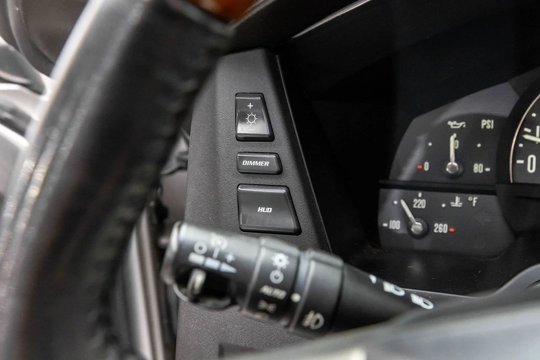 2007 Cadillac XLR - Image 27 of 31