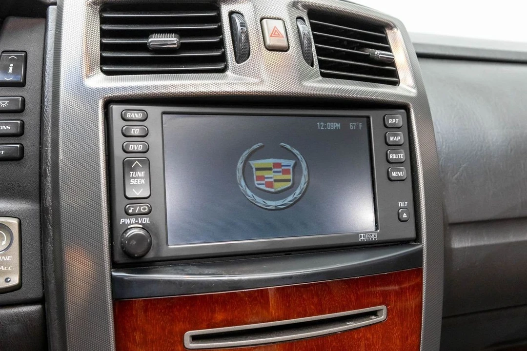 2007 Cadillac XLR - Image 29 of 31