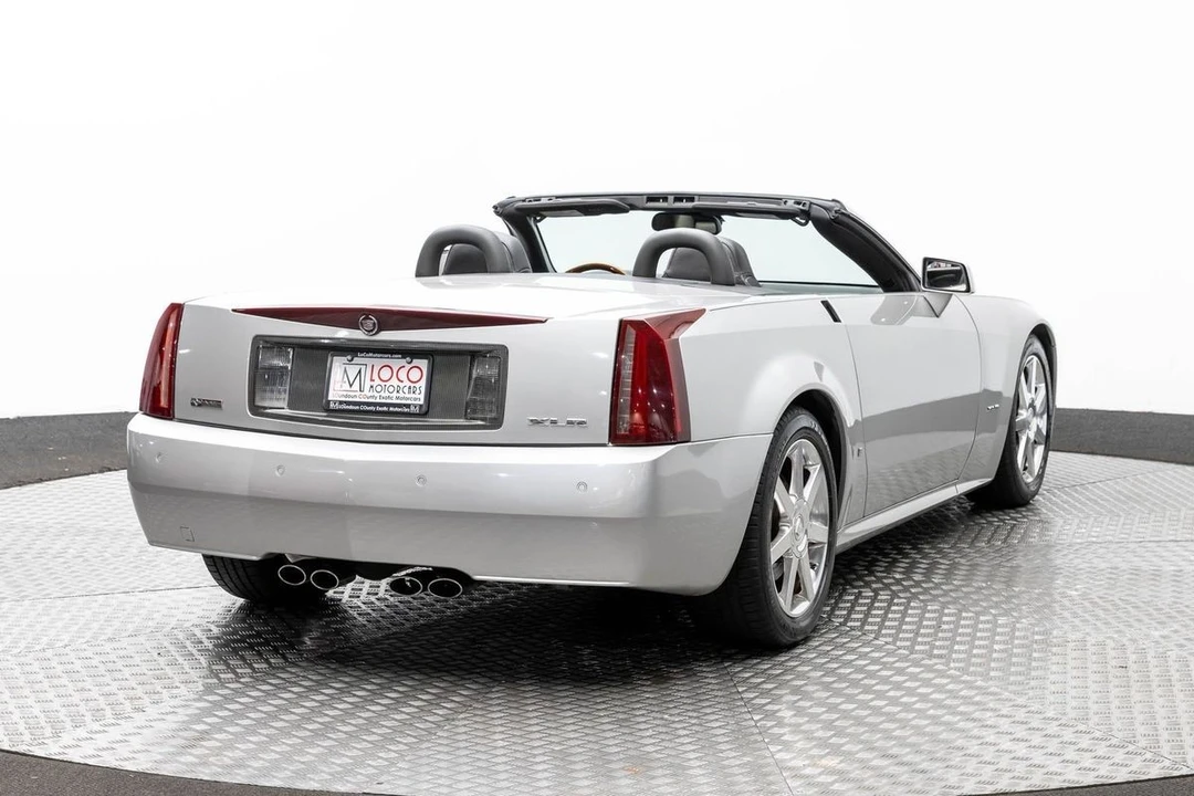 2007 Cadillac XLR - Image 5 of 31