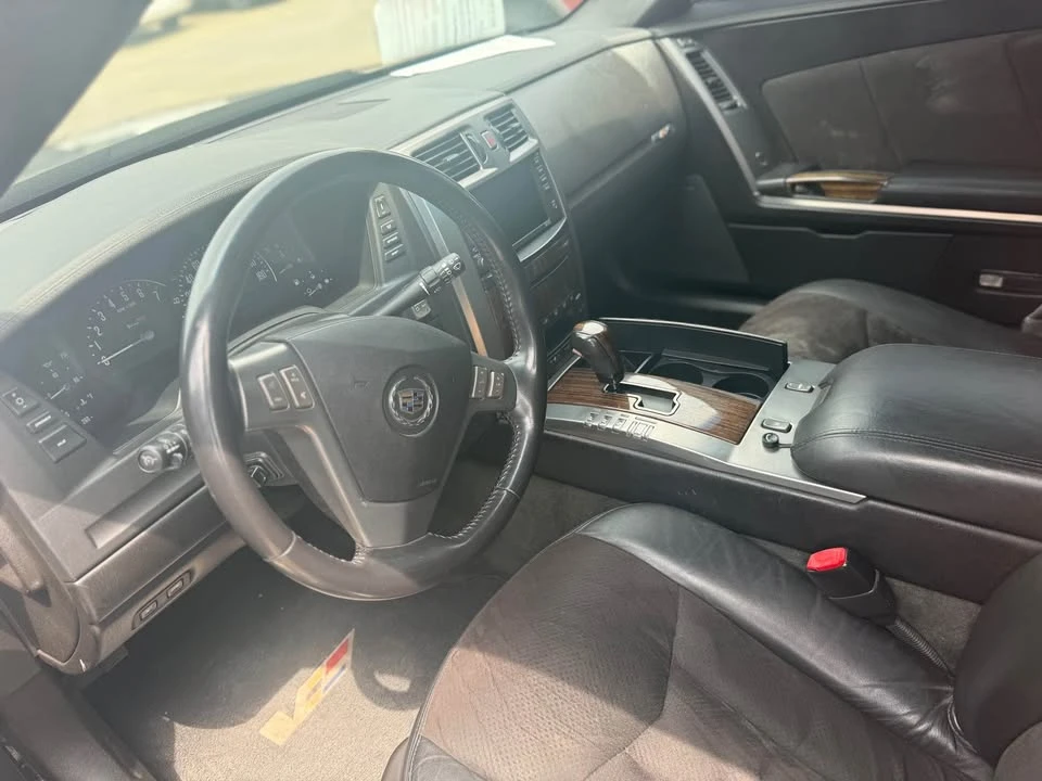 2007 Cadillac XLR-V - Image 3 of 6