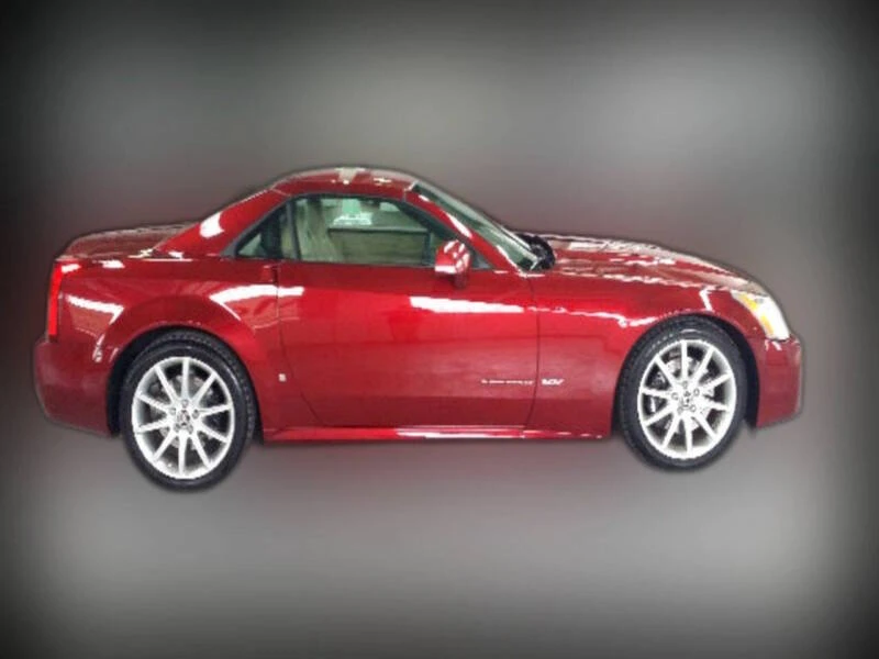 2007 Cadillac XLR-V - Image 10 of 15