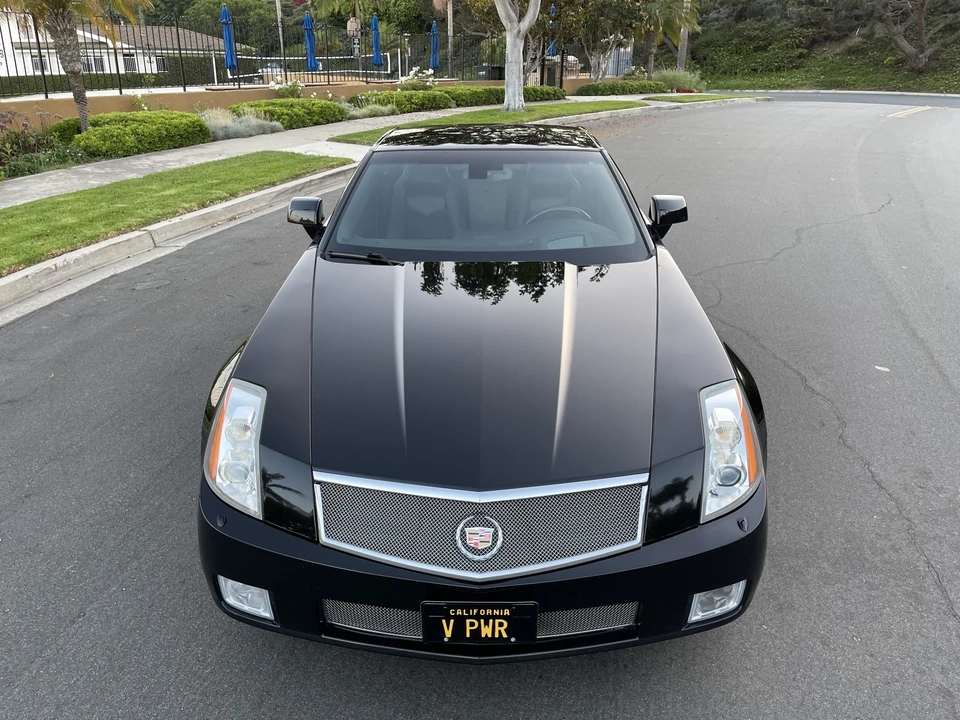 2007 Cadillac XLR-V - Image 18 of 31