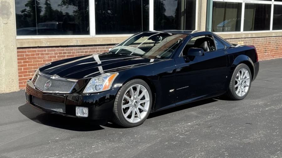 2007 Cadillac XLR-V - Image 4 of 12