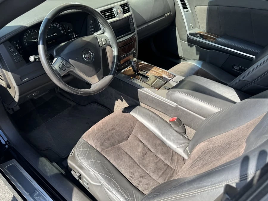 2007 Cadillac XLR-V - Image 8 of 12