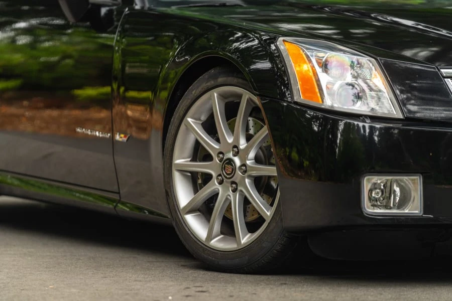 2007 Cadillac XLR-V - Image 6 of 19