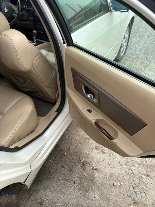 2007 Cadillac CTS 1st Gen - Image 10 of 13