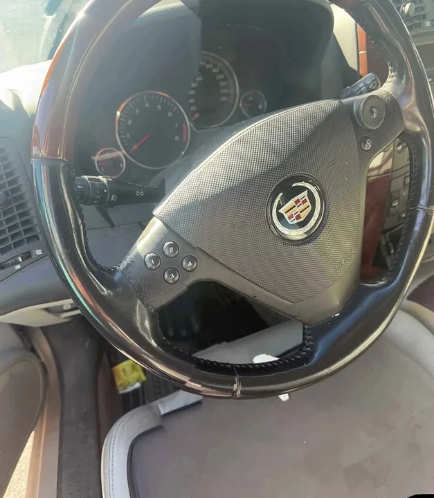 2007 Cadillac CTS 1st Gen - Image 2 of 4