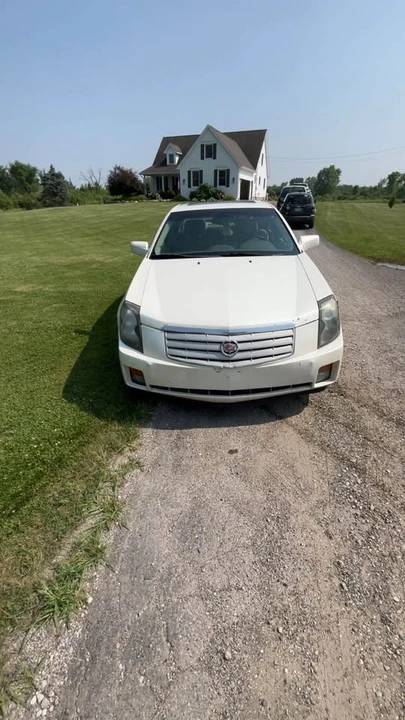 2007 Cadillac CTS 1st Gen - Image 2 of 3