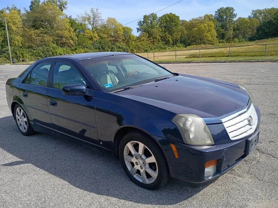 2007 Cadillac CTS 1st Gen - Image 2 of 9
