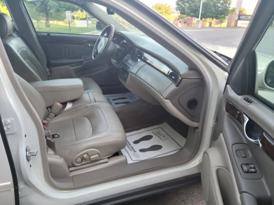 2007 Cadillac DTS - Image 9 of 20