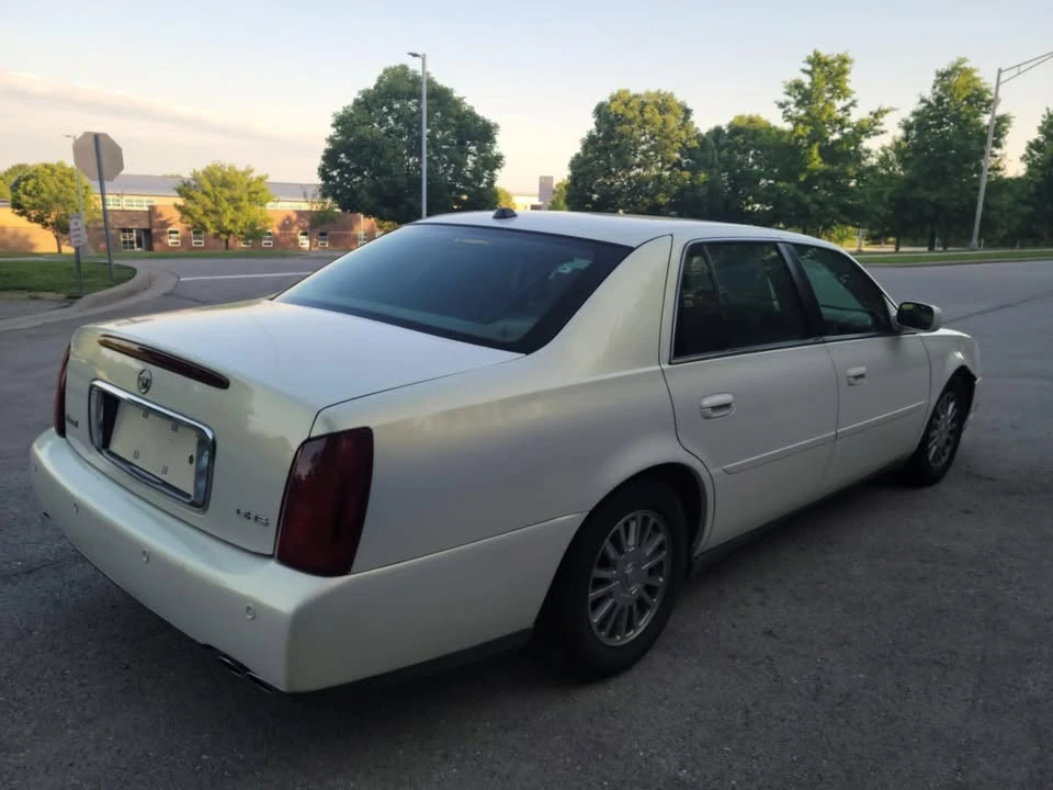 2007 Cadillac DTS - Image 4 of 20