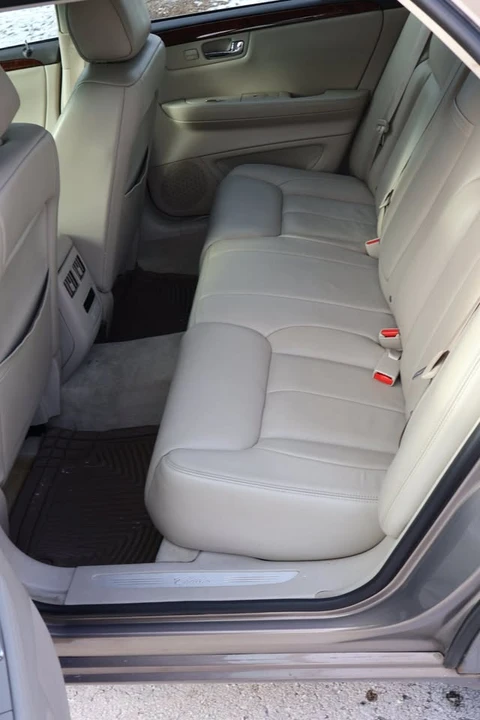 2007 Cadillac DTS - Image 5 of 11